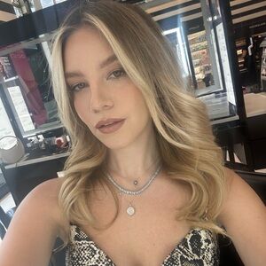 GIGI'S $3 Luxe Bingo Night 🎯 High Bids, Big Wins🎉